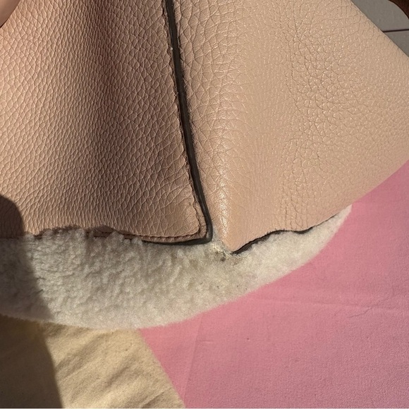 Tory Burch McGraw Shearling Carryall Shoulder Bag with Dust Bag - Picture 12 of 16